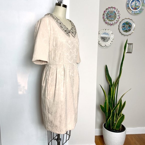 Darling jeweled collar dress tan damask retro style pockets - size large - Picture 7 of 11